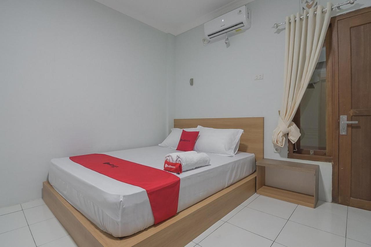 Reddoorz Near Rsud Dr Abdul Aziz Singkawang Hotell Exteriör bild